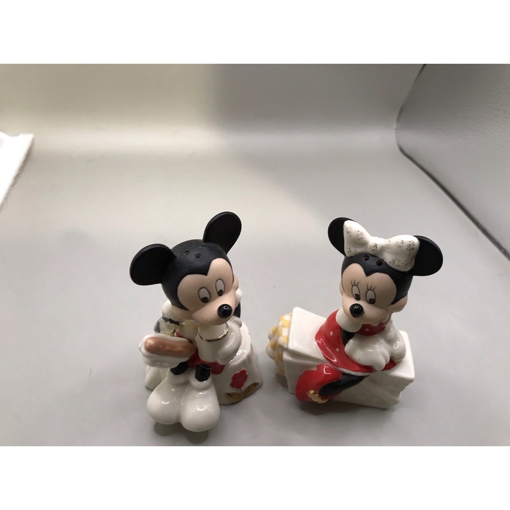 Lenox Disney Mickey And‎ Minnie Salt And Pepper Shakers